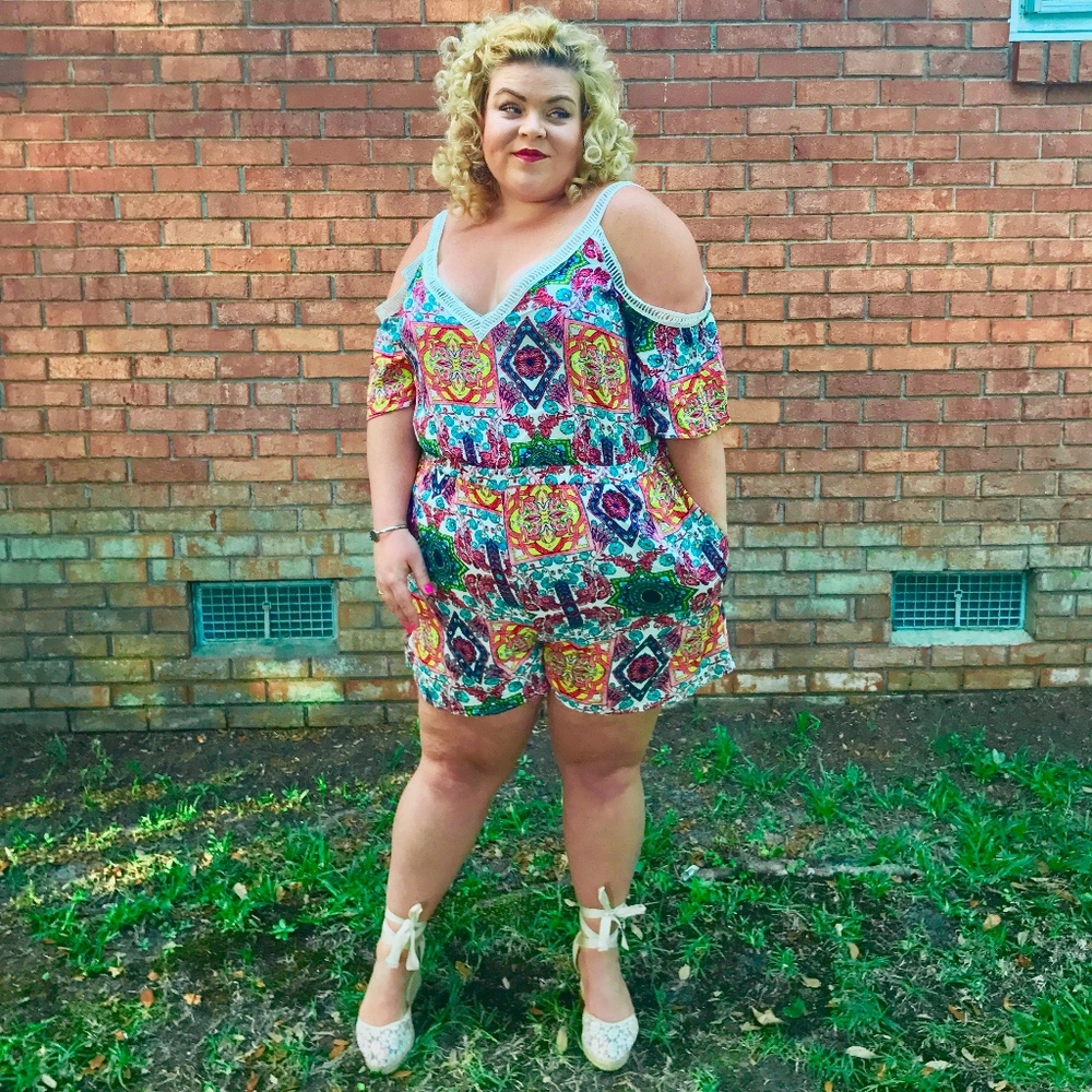 Love FIRE Multicolor Boho Cold Shoulder Romper 2X